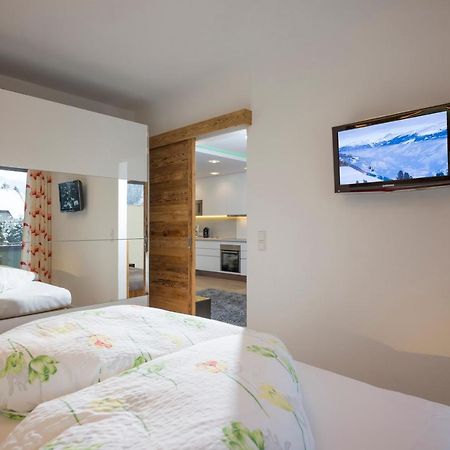 Royal Waldfeld Apartment ไมย์อาโฮเฟิน ภายนอก รูปภาพ