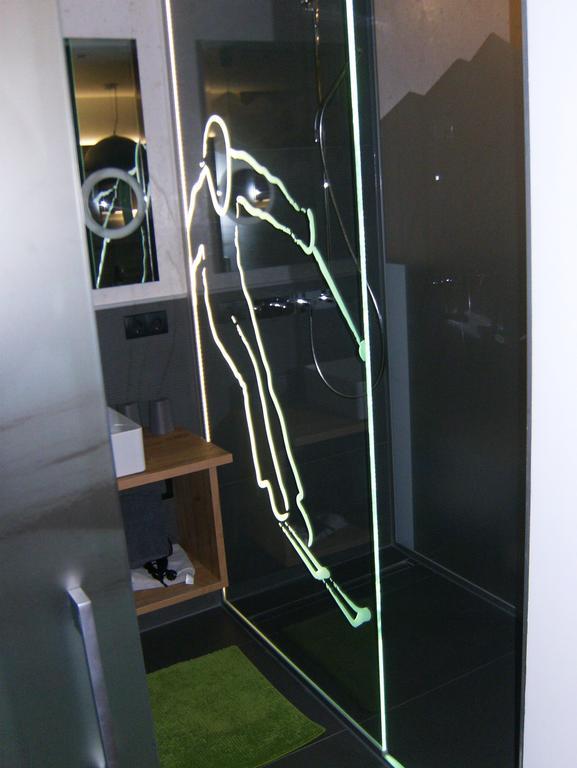 Royal Waldfeld Apartment ไมย์อาโฮเฟิน ห้อง รูปภาพ