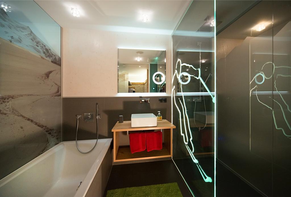 Royal Waldfeld Apartment ไมย์อาโฮเฟิน ภายนอก รูปภาพ