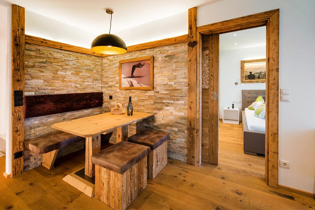 Royal Waldfeld Apartment ไมย์อาโฮเฟิน ภายนอก รูปภาพ
