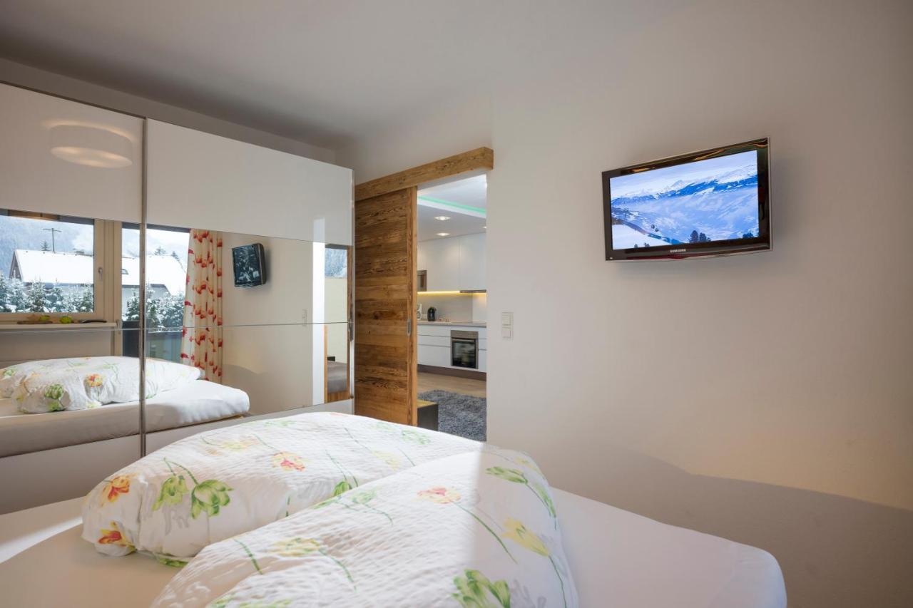 Royal Waldfeld Apartment ไมย์อาโฮเฟิน ภายนอก รูปภาพ