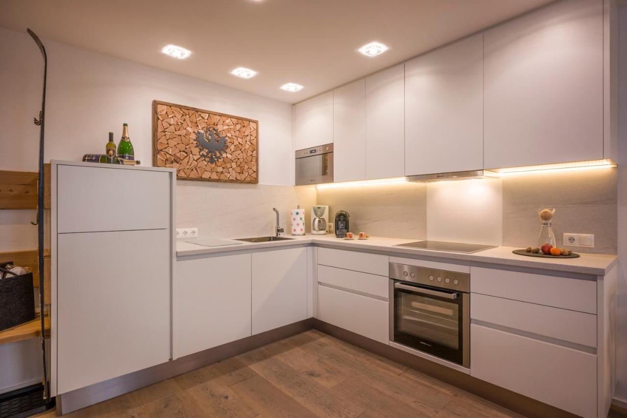 Royal Waldfeld Apartment ไมย์อาโฮเฟิน ภายนอก รูปภาพ